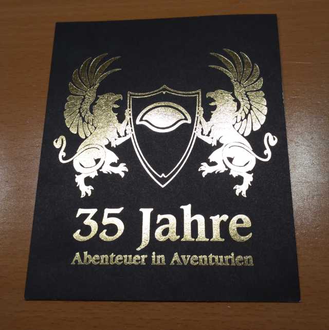 Il biglietto d’ingresso per la festa dei 35&nbsp;anni di “Das Schwarze Auge”. (Foto: Vier Helden und ein Schelm)